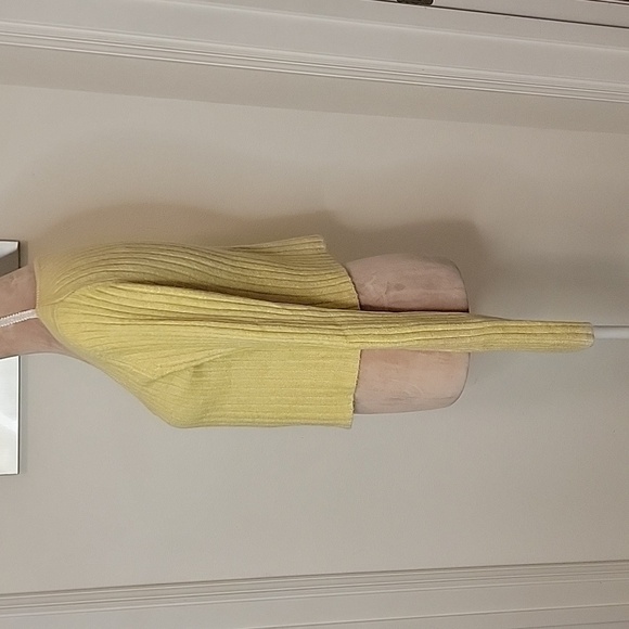 American Eagle, Cropped Button Down Sweater, Long Sleeve, Size M, NWT - Picture 3 of 13